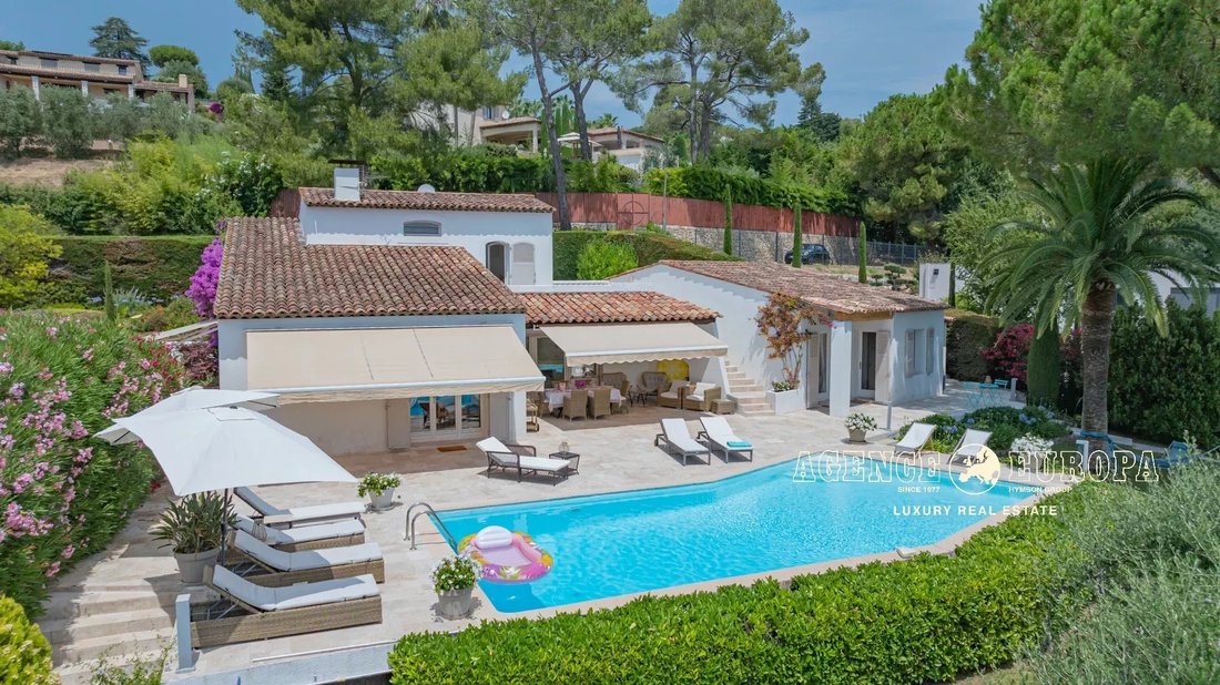 Villa in Mougins, Provence-Alpes-Côte d'Azur, France 2 - 18610804