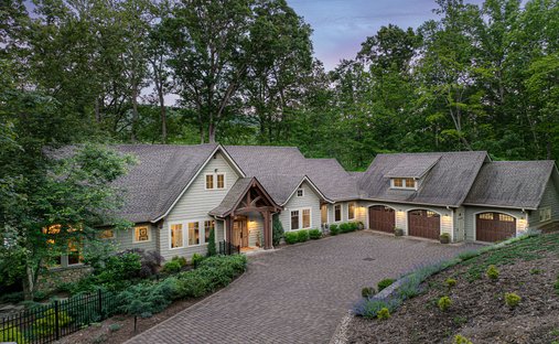 House in Candler, North Carolina, United States 1