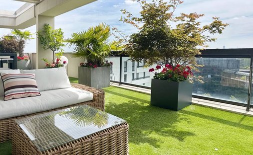 Apartment in Plateau Ouest, Suresnes, France 1