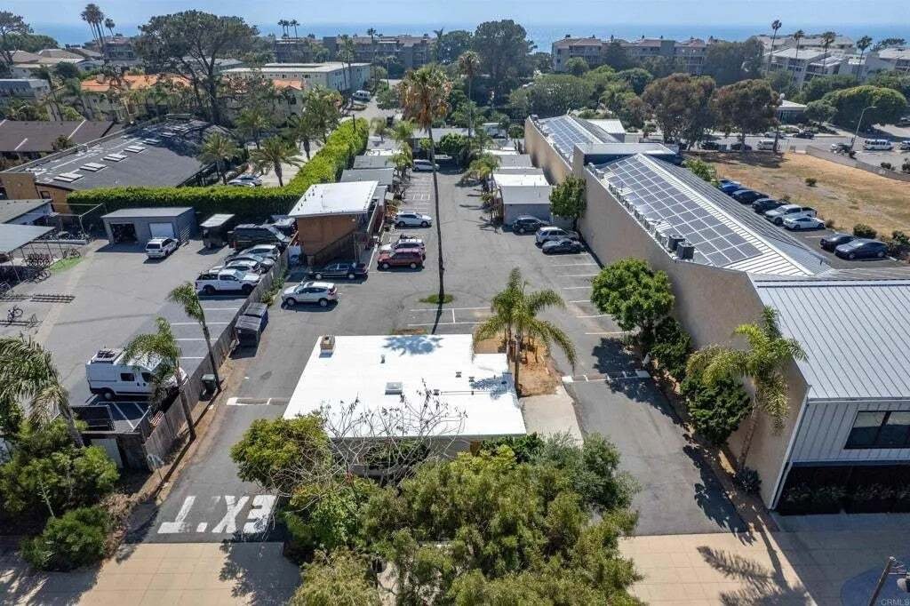 Solana Beach, California, United States 3 - 18612859