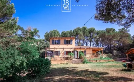 House in La Bastidonne, Provence-Alpes-Côte d'Azur, France 1