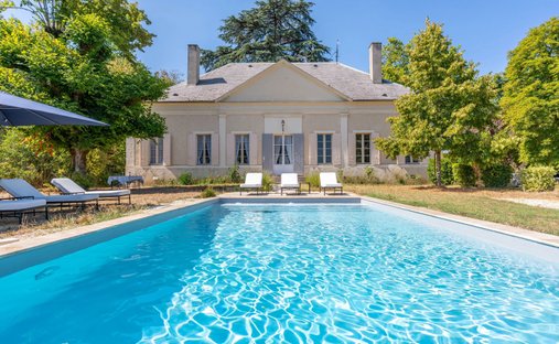 House in Lauzun, Nouvelle-Aquitaine, France 1