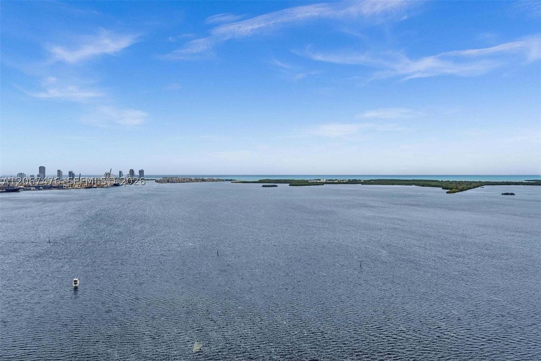 Condo in Miami, Florida, United States 1 - 18612535