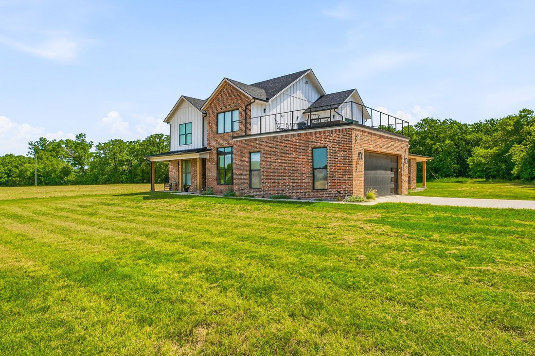 Farm Ranch in Stephenville, Texas, United States 1 - 18615482
