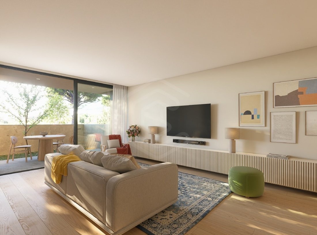 Apartment in Gulpilhares e Valadares, Porto District, Portugal 1 - 18610651