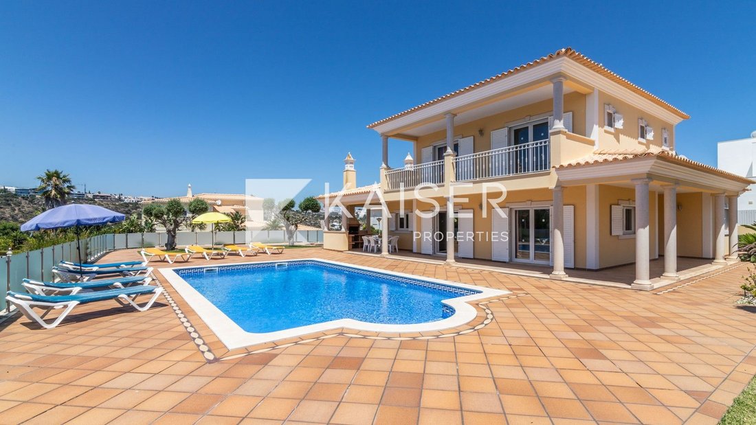 Villa in Guia, Algarve, Portugal 1 - 11527154