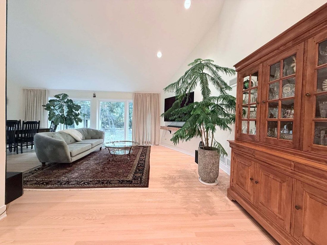 House in Lindenhurst, Illinois, United States 5 - 18609538