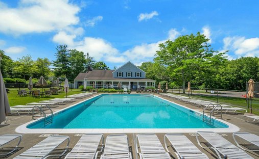 Condo in Cross River, New York, United States 1
