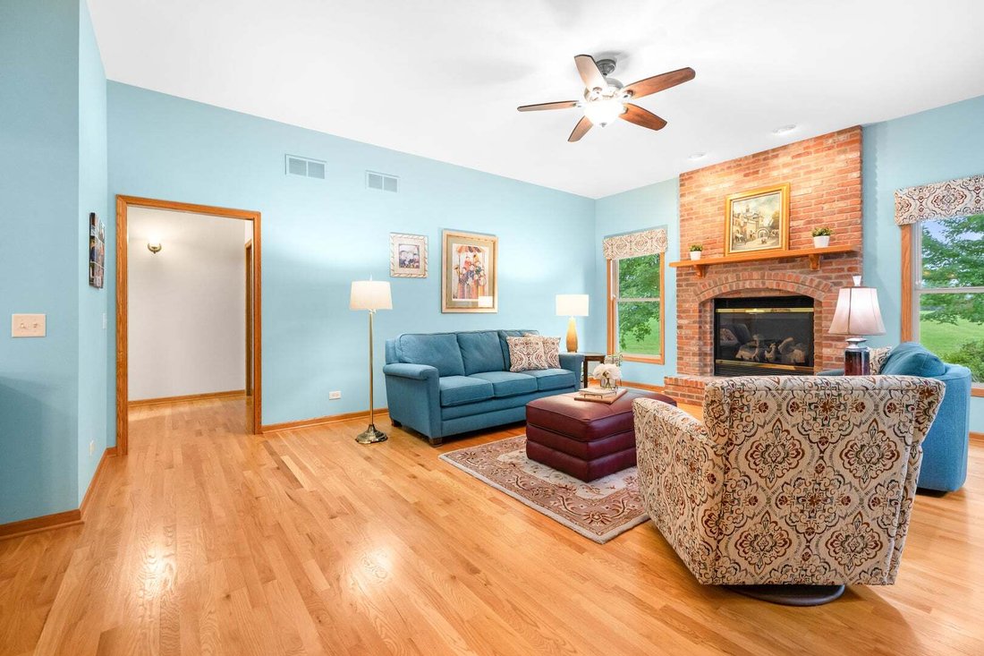 House in Pingree Grove, Illinois, United States 4 - 18612688