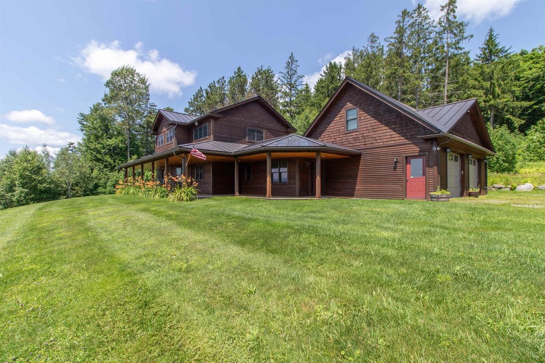 Hyde Park, Vermont, United States 2 - 18611245