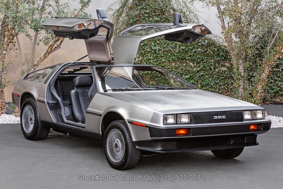 DeLorean DMC-12 in Los Angeles, CA 1 - 18610539