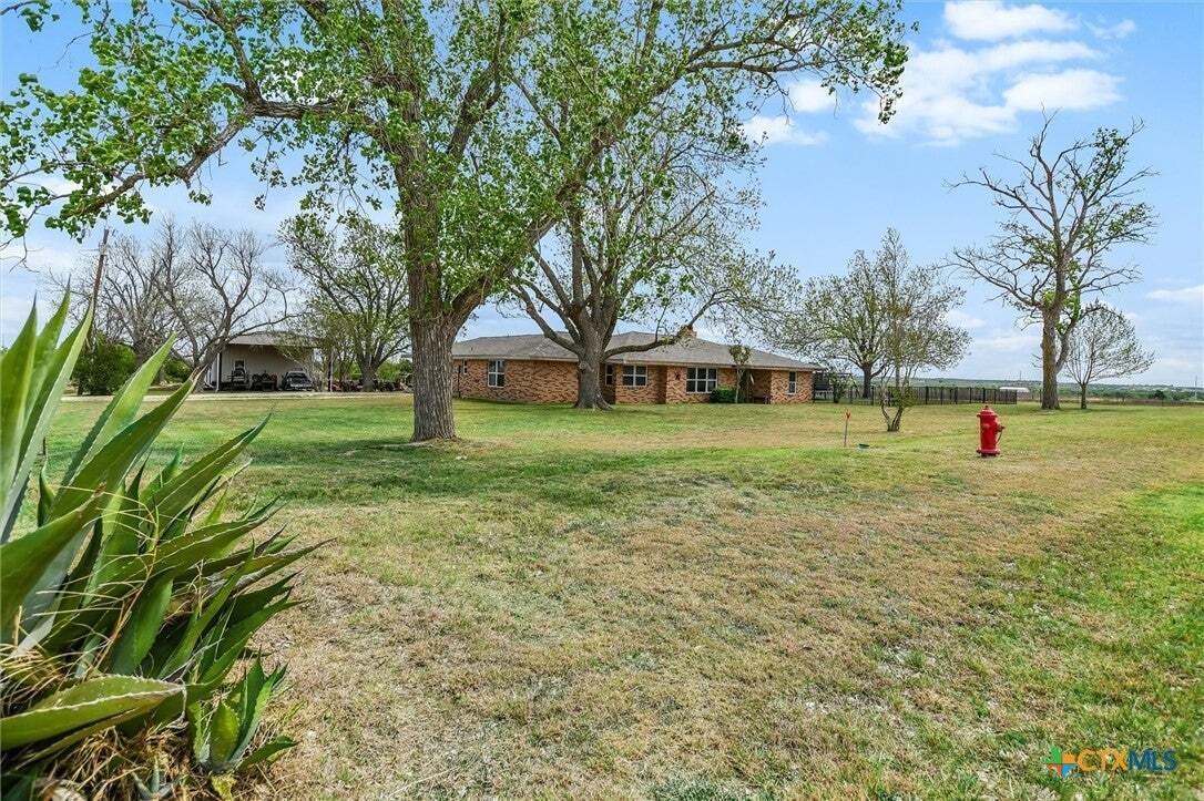 House in Elgin, Texas, United States 5 - 18609247