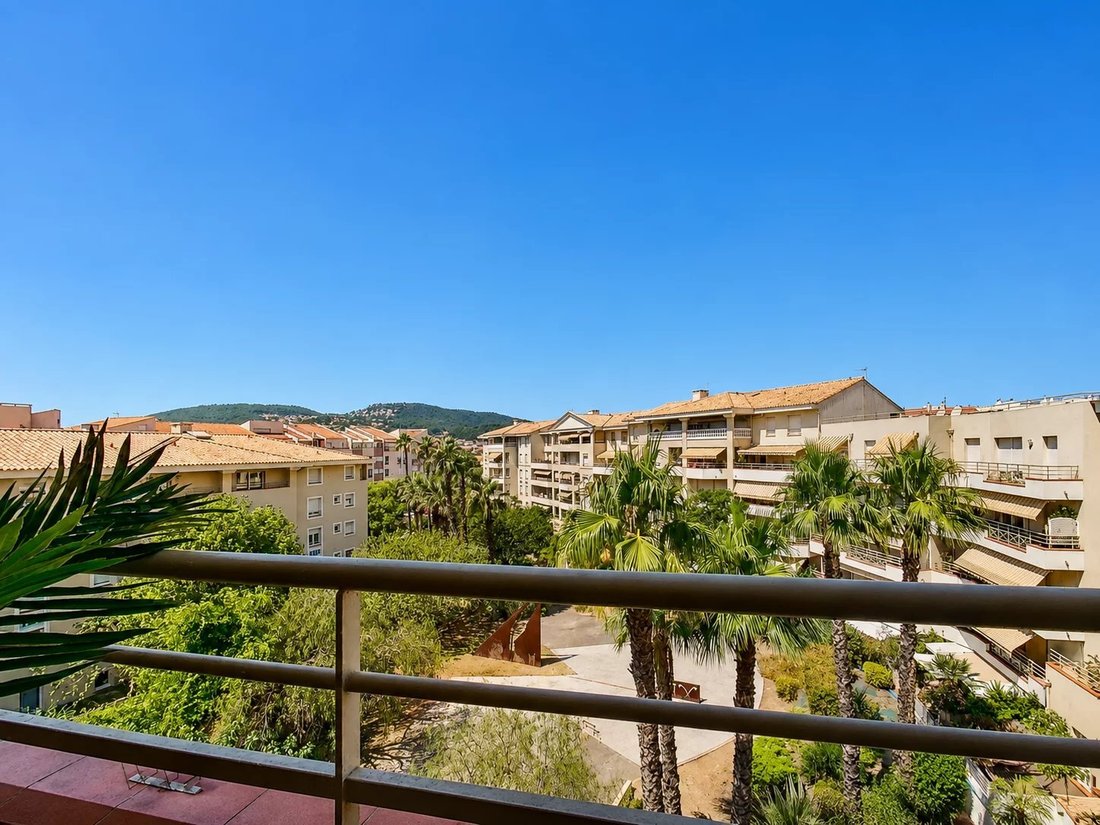 Apartment in Hyeres, Provence-Alpes-Côte d'Azur, France 1 - 18331878