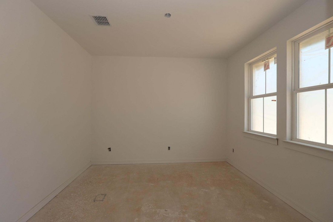 House in Conroe, Texas, United States 3 - 18456090