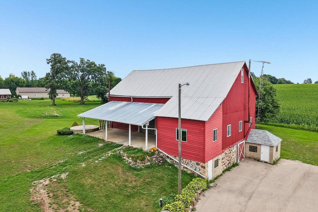 House in Watertown, Wisconsin, United States 3 - 18611719