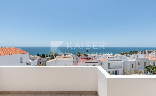 Townhouse in Olhos de Agua, Algarve, Portugal 1
