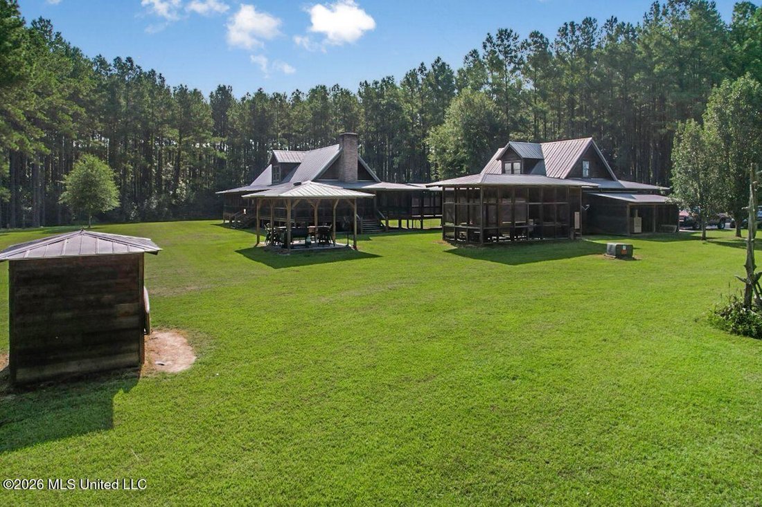 House in Poplarville, Mississippi, United States 4 - 18609515