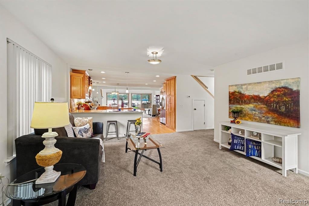 House in Commerce Charter Township, Michigan, United States 5 - 18609182