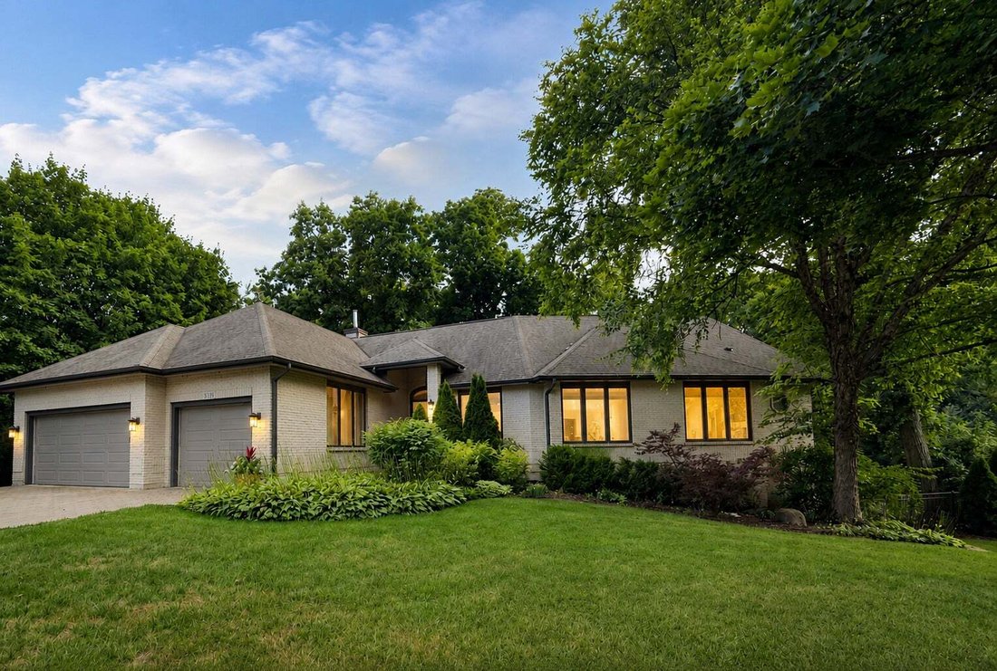 House in Lindenhurst, Illinois, United States 1 - 18609538