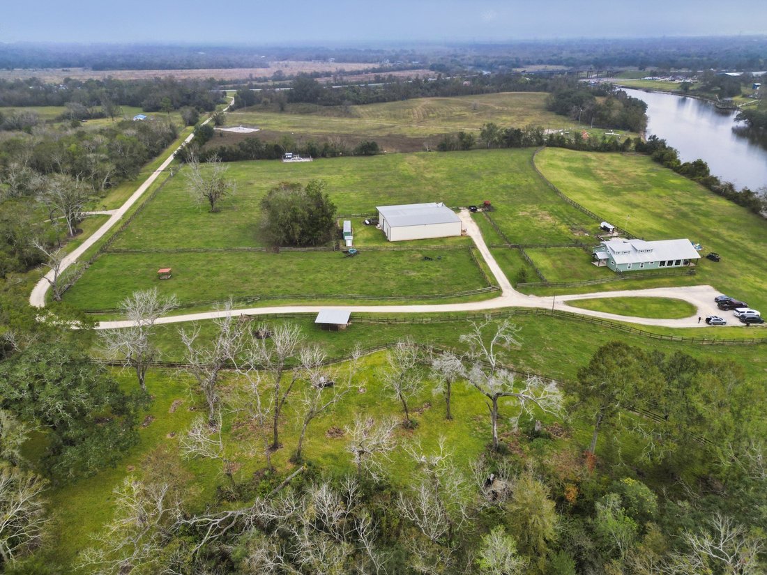 Wild Peach Village, Texas, United States 3 - 16416637