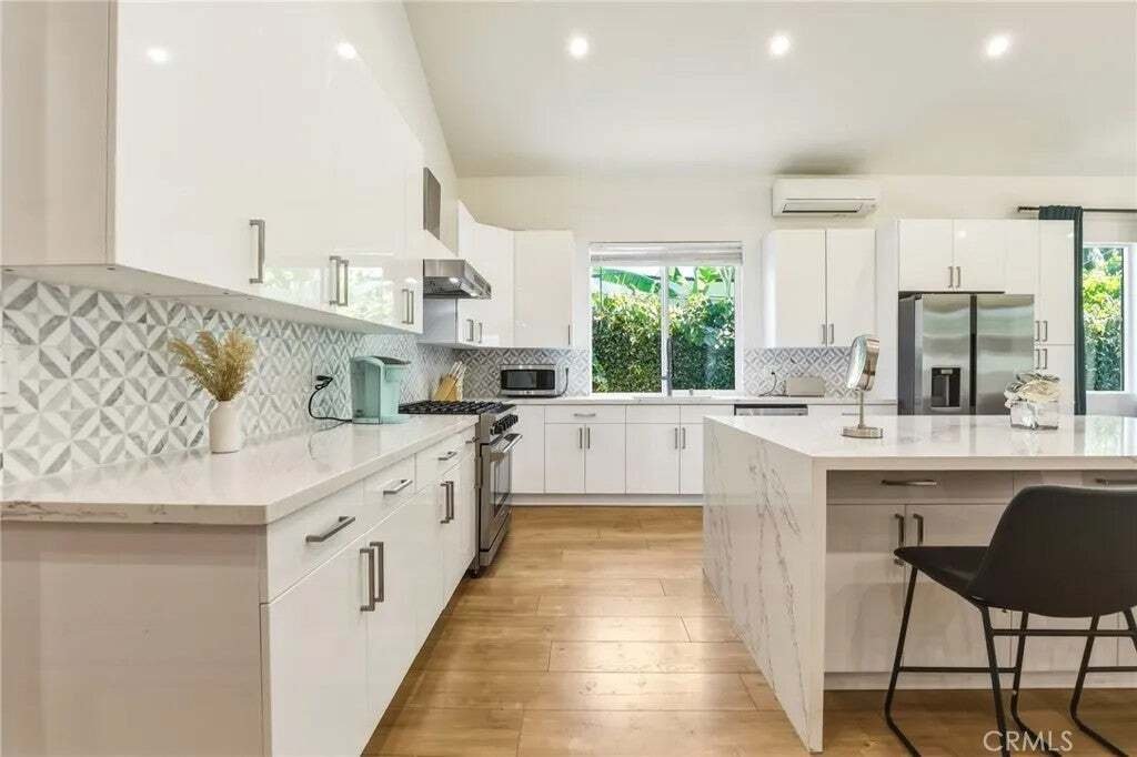 House in Los Angeles, California, United States 5 - 18373112