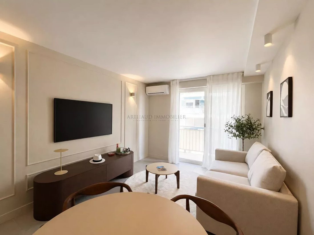 Apartment in Cannes, Provence-Alpes-Côte d'Azur, France 2 - 18610759