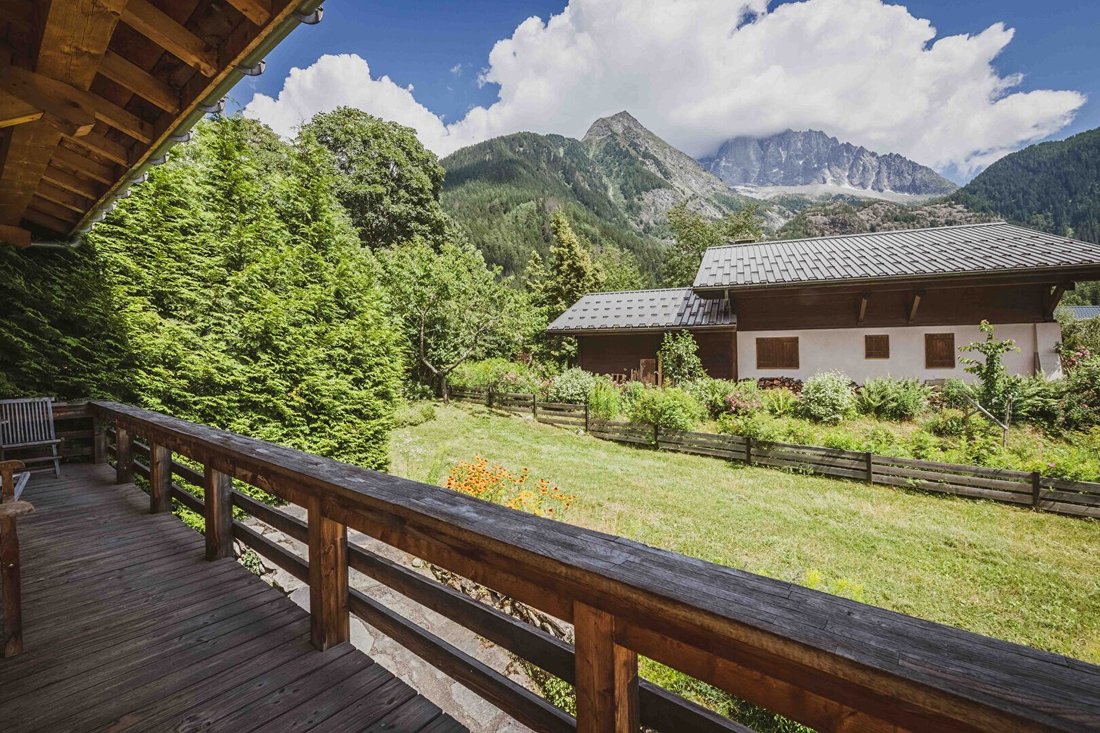 Chalet in Chamonix-Mont-Blanc, Auvergne-Rhône-Alpes, France 3 - 18615571