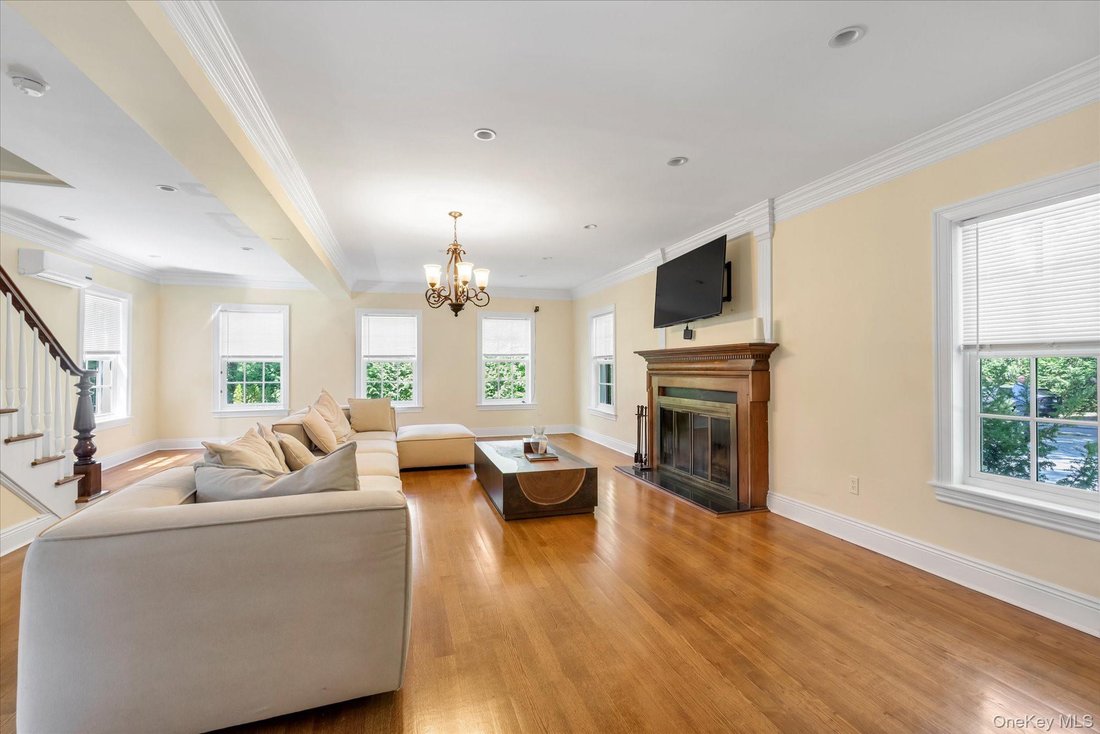 House in New York, New York, United States 4 - 18613155