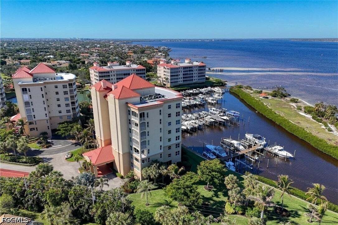 Condo in Fort Myers, Florida, United States 3 - 18609237