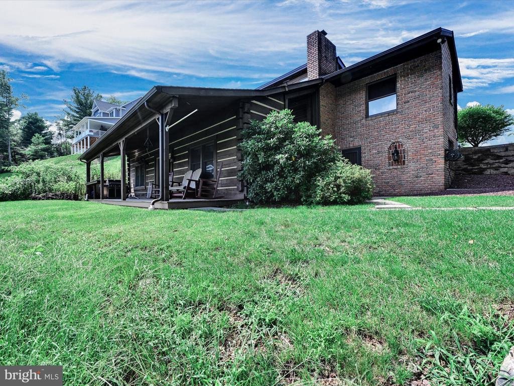 House in Auburn, Pennsylvania, United States 2 - 18609596