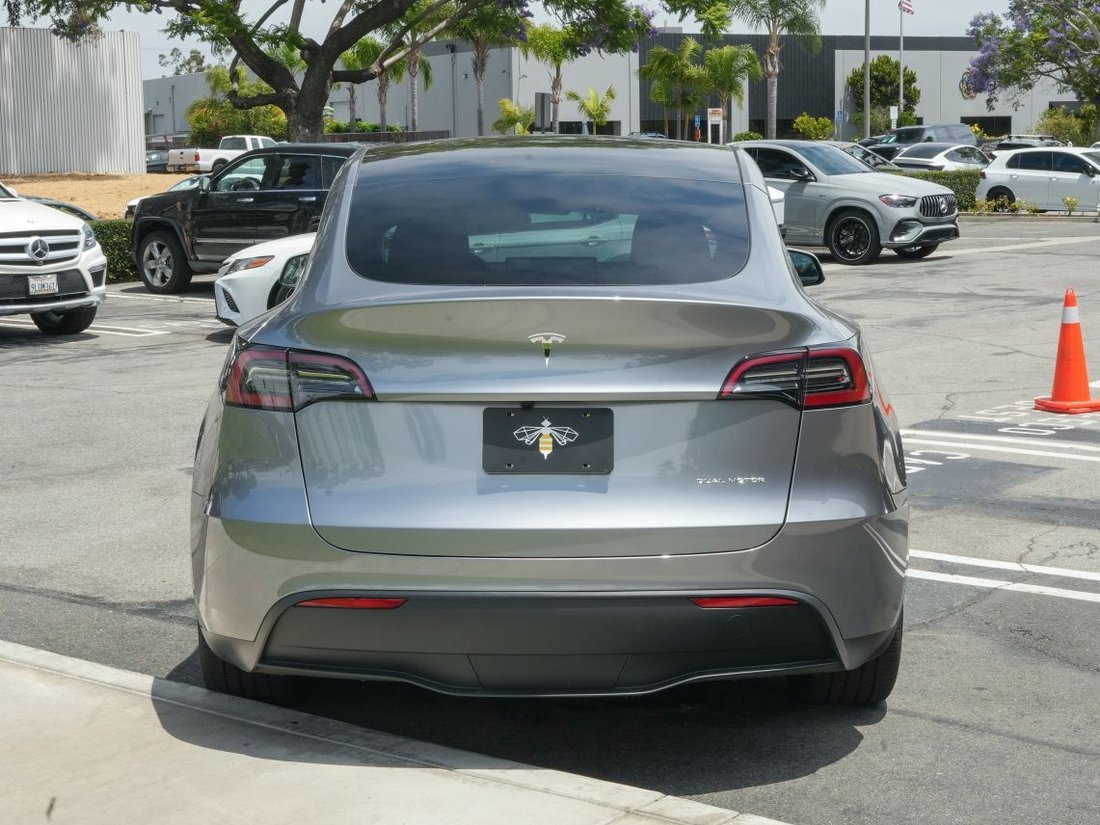 Suv in Costa Mesa, CA, United States 4 - 18579927