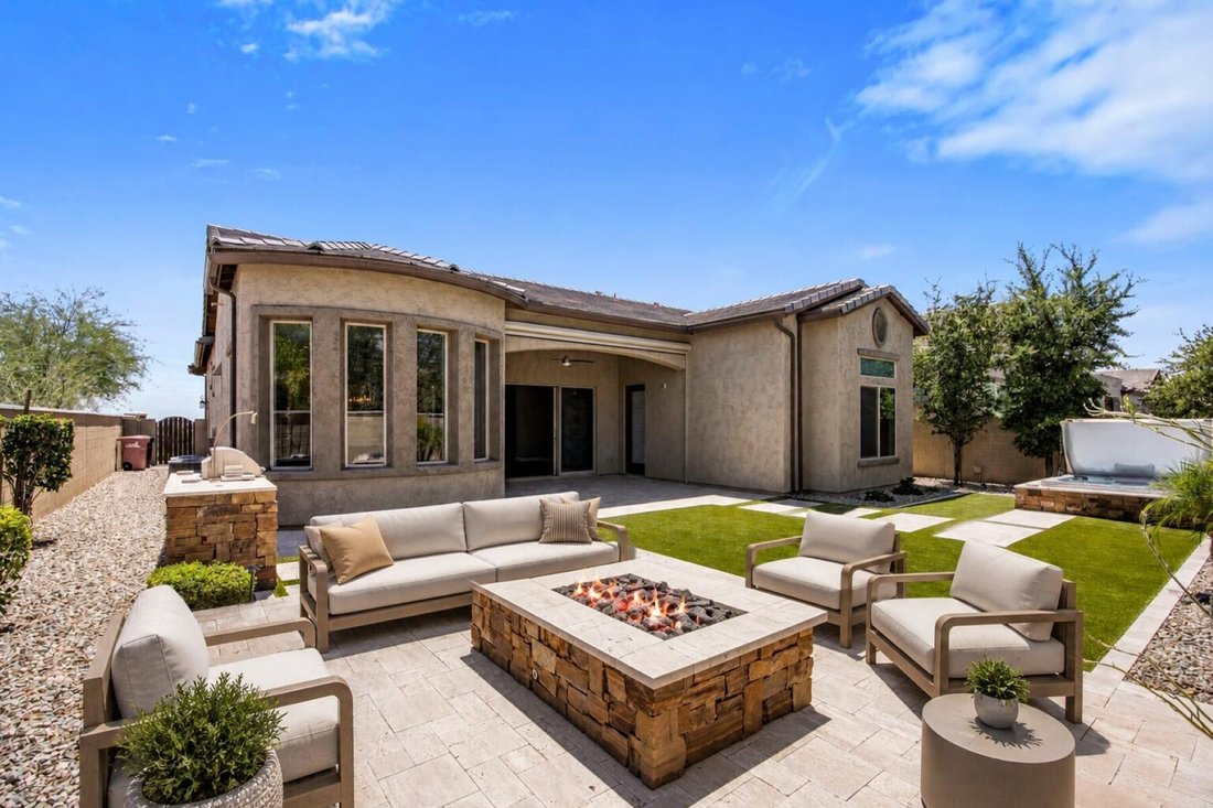 Scottsdale, Arizona, United States 4 - 18615032