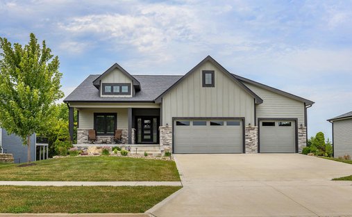 House in Johnston, Iowa, United States 1