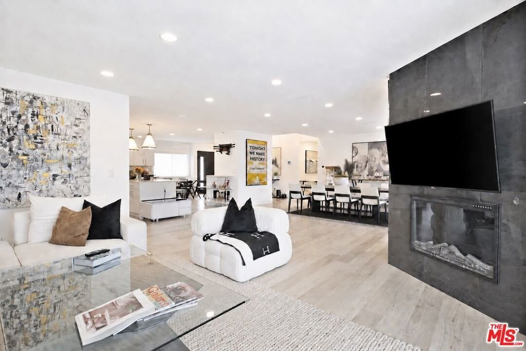 House in Los Angeles, California, United States 3 - 18518472