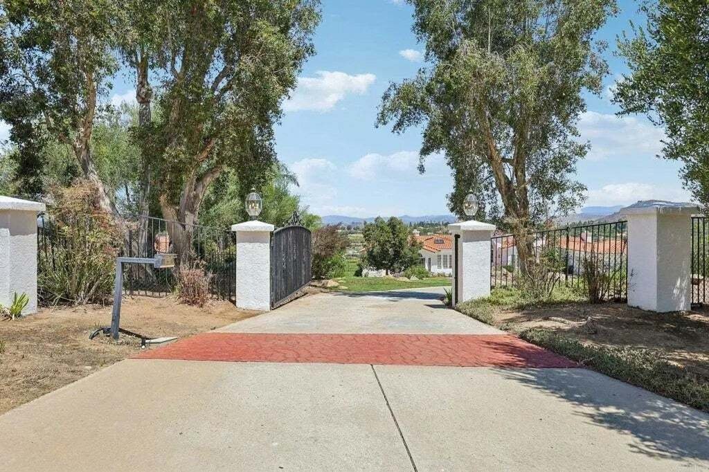 House in Poway, California, United States 2 - 18610119