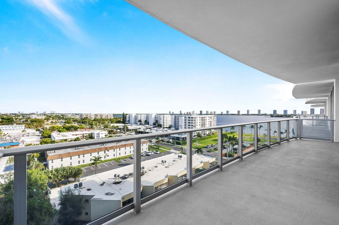 Condo in Lake Park, Florida, United States 3 - 18609347