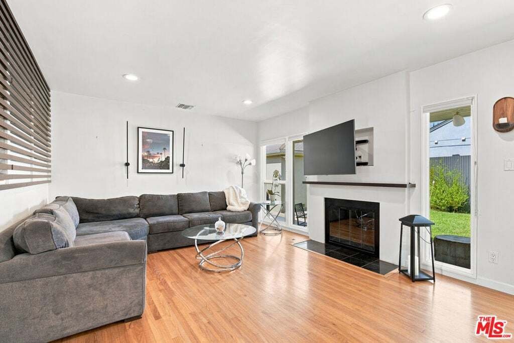 House in Los Angeles, California, United States 5 - 18611835