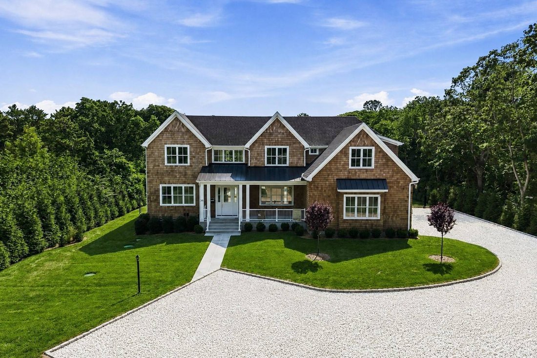 House in Quogue, New York, United States 1 - 16937889