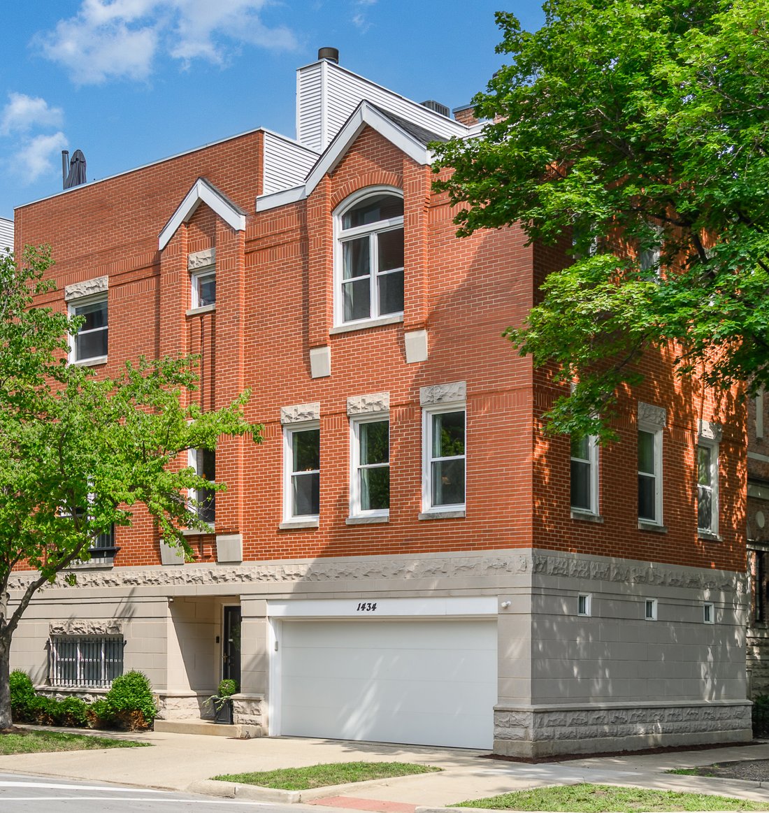 House in Chicago, Illinois, United States 1 - 18610354