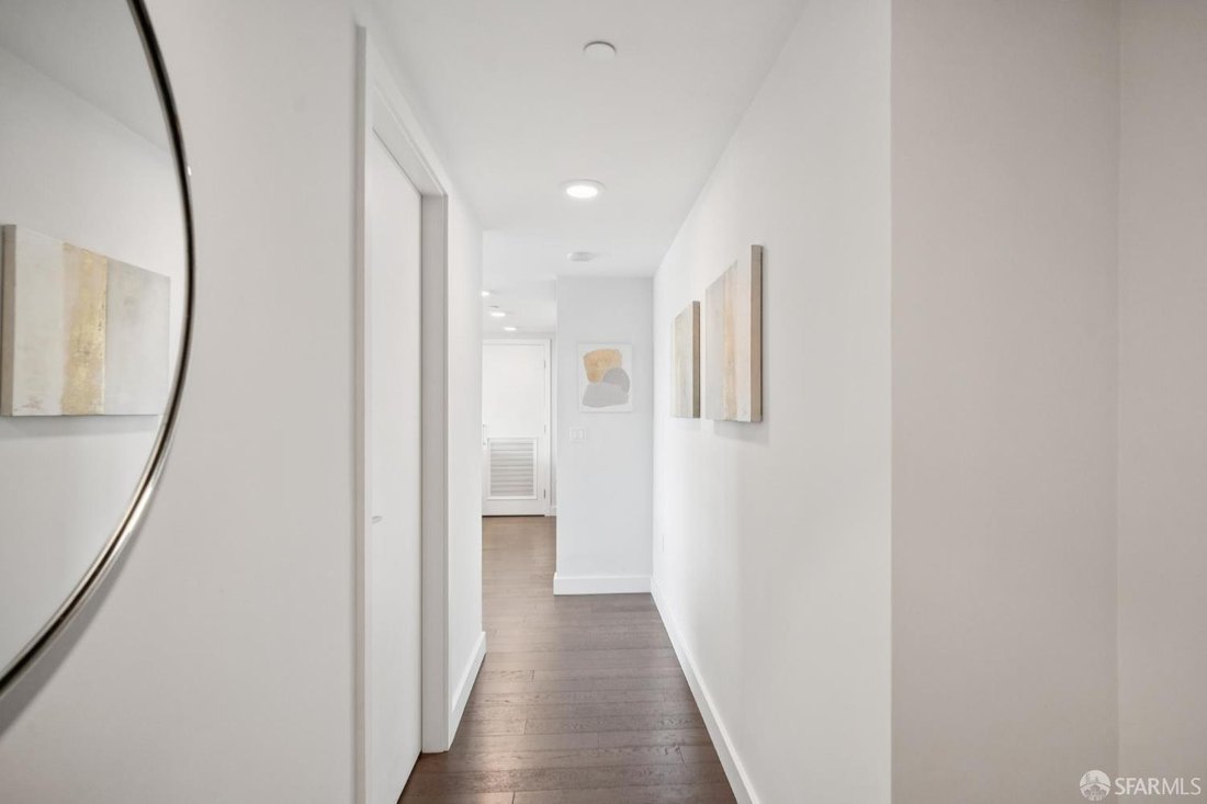 Condo in San Francisco, California, United States 4 - 18611139