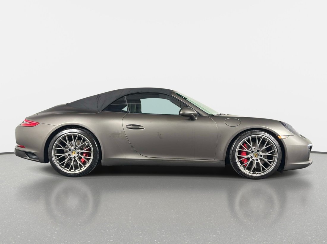 Cabriolet in Pompano Beach, FL, United States 2 - 18610802