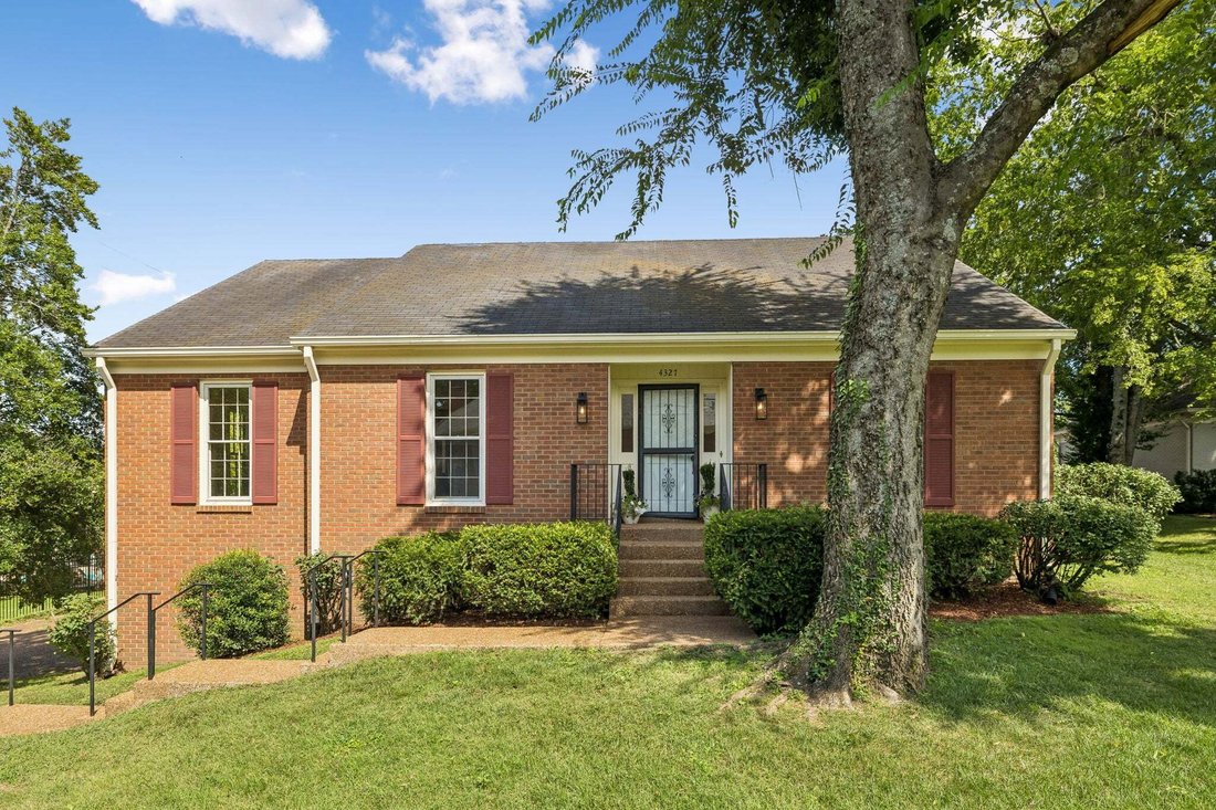 House in Forest Hills, Tennessee, United States 1 - 18612495