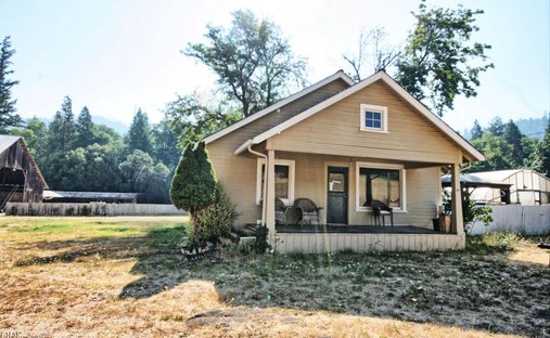House in Williams, Oregon, United States 1