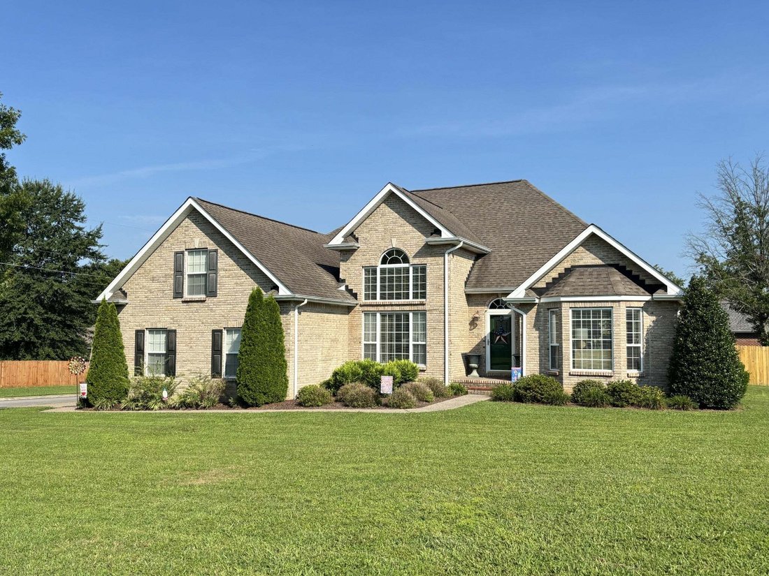 House in Gallatin, Tennessee, United States 2 - 18609881