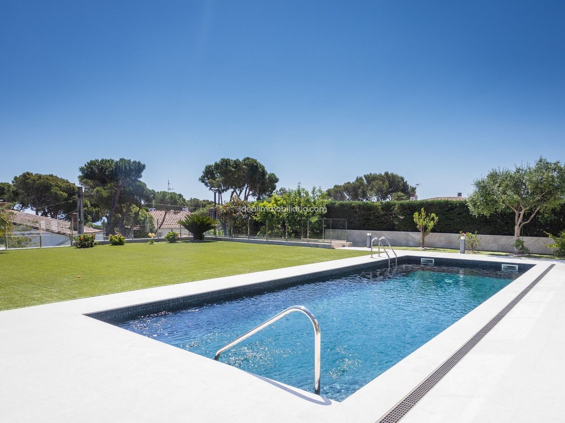 Villa in Calonge i Sant Antoni, Catalonia, Spain 5 - 18611899