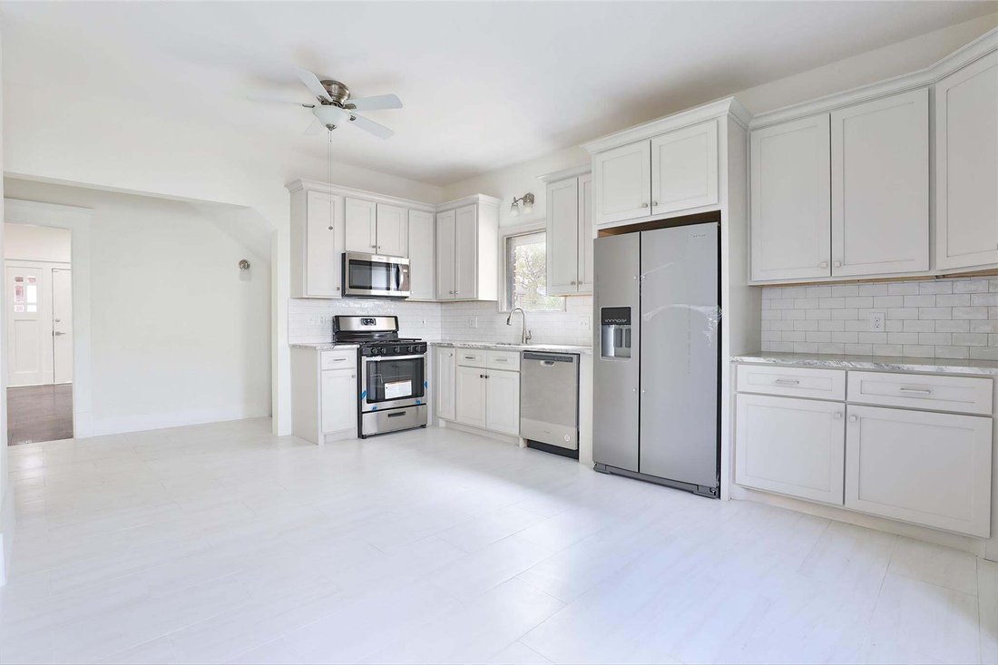 House in Houston, Texas, United States 5 - 18613395