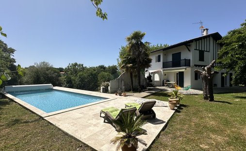 Haus in Bayonne, Neu-Aquitanien, Frankreich 1