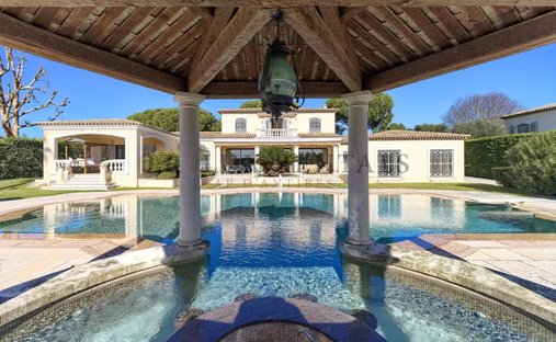 Villa in Fontmerle, Antibes, France 1