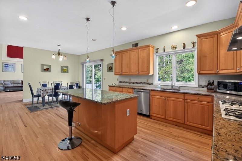 House in Warren, New Jersey, United States 5 - 18614780
