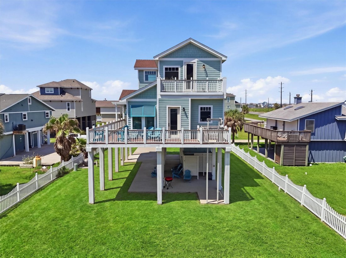 House in Galveston, Texas, United States 2 - 18610161